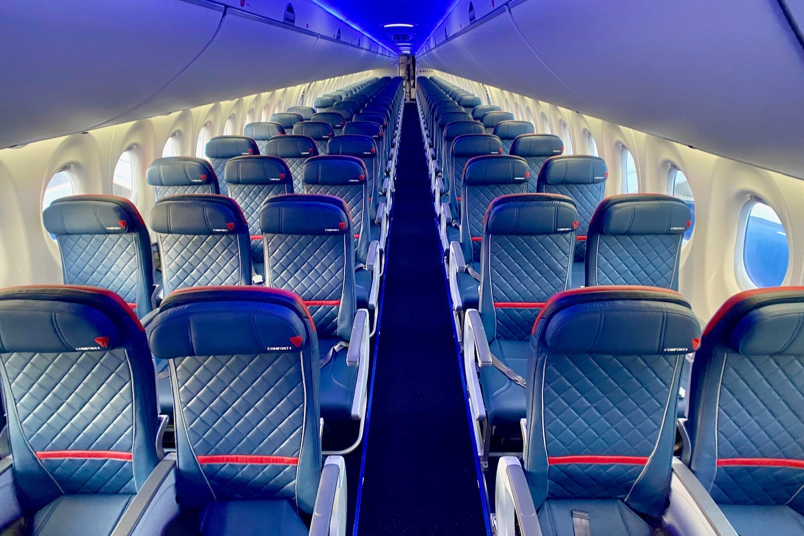 Delta A220-300