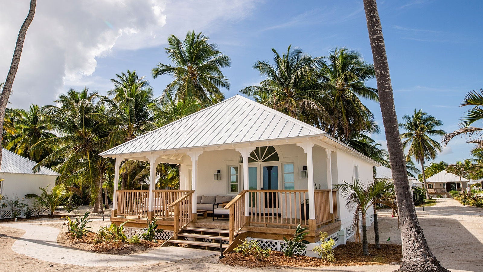 Caerula-Mar-Club-Emerald-Palms