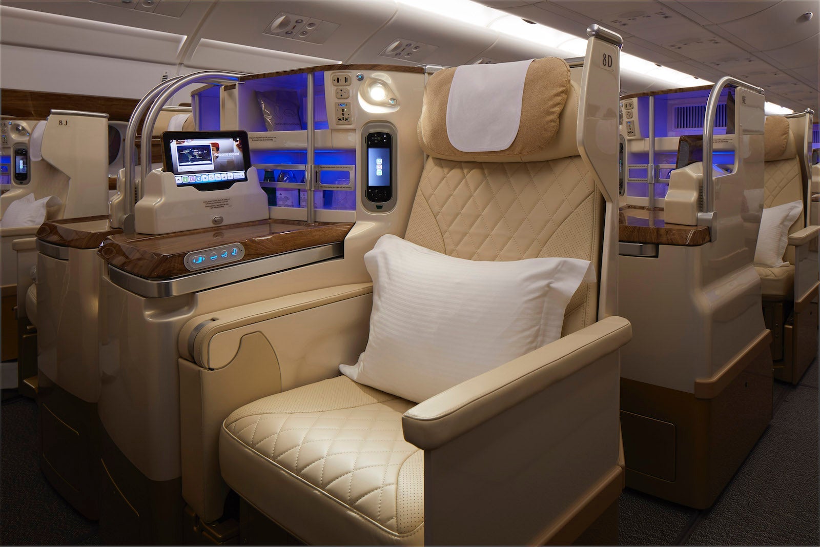 Emirates business class a380 update