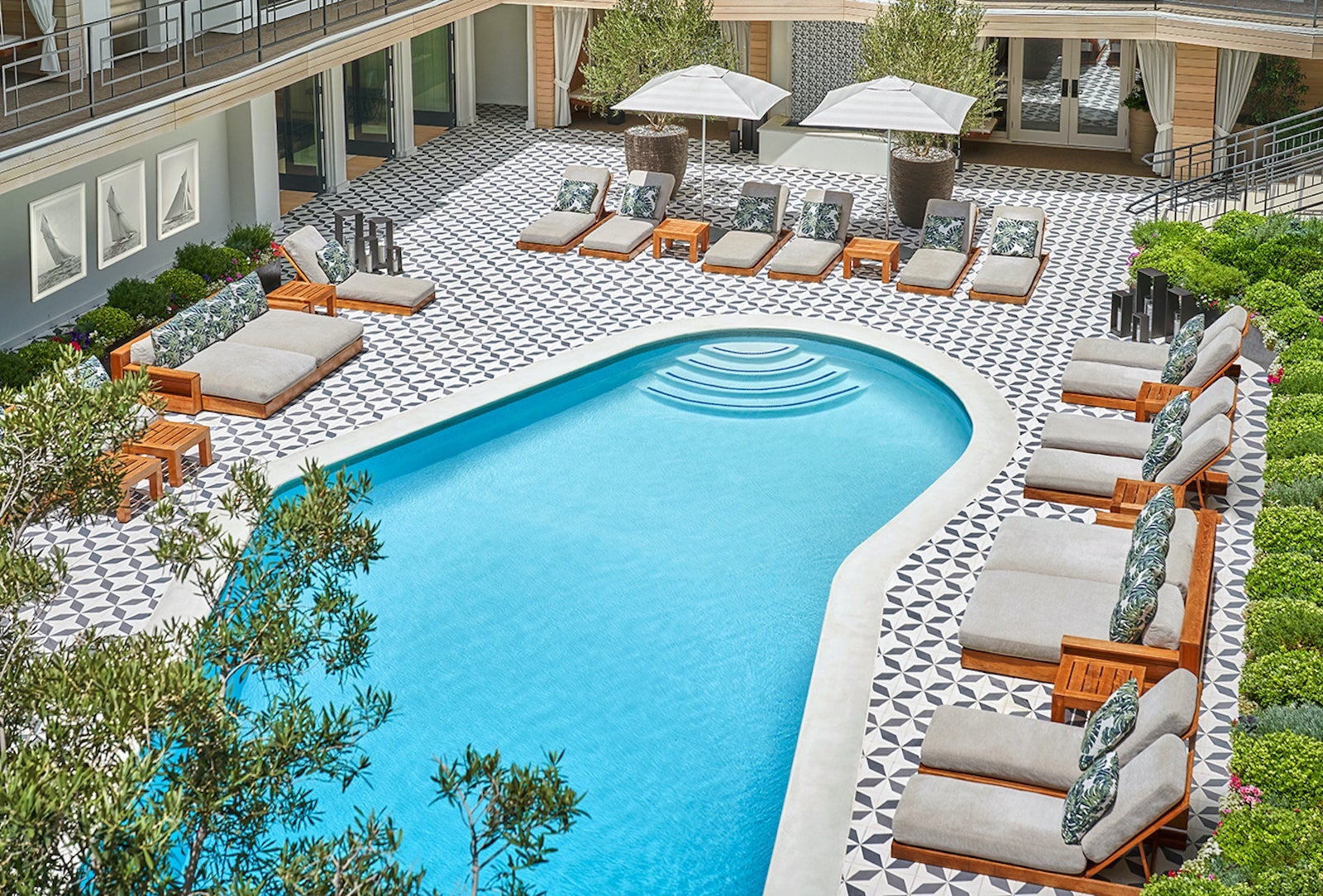 Oceana Santa Monica_LXR-Oceana-Pool_HR