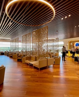 The 9 best Priority Pass lounges in the US