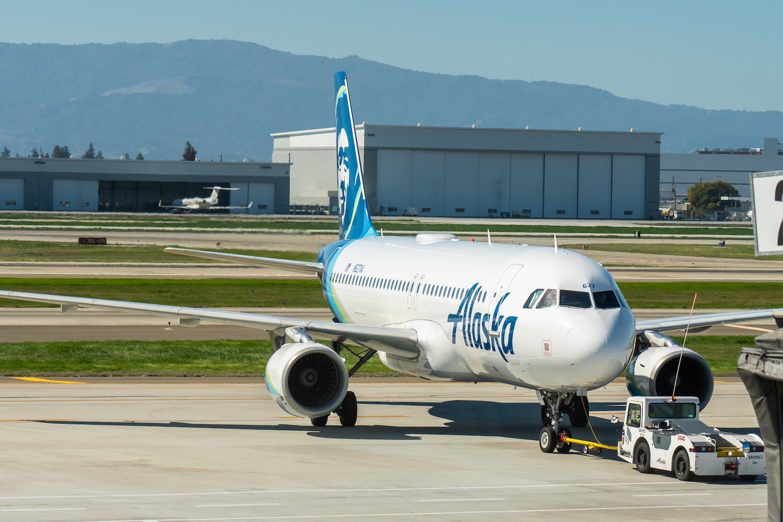 SAN JOSE, UNITED STATES - 2020/02/25: Alaska Airlines Airbus A320-200 aircraft seen at Norman Y. Mineta San Jose International Airport.