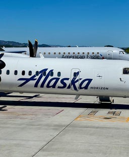 Alaska Airlines baggage fees and how to avoid paying them