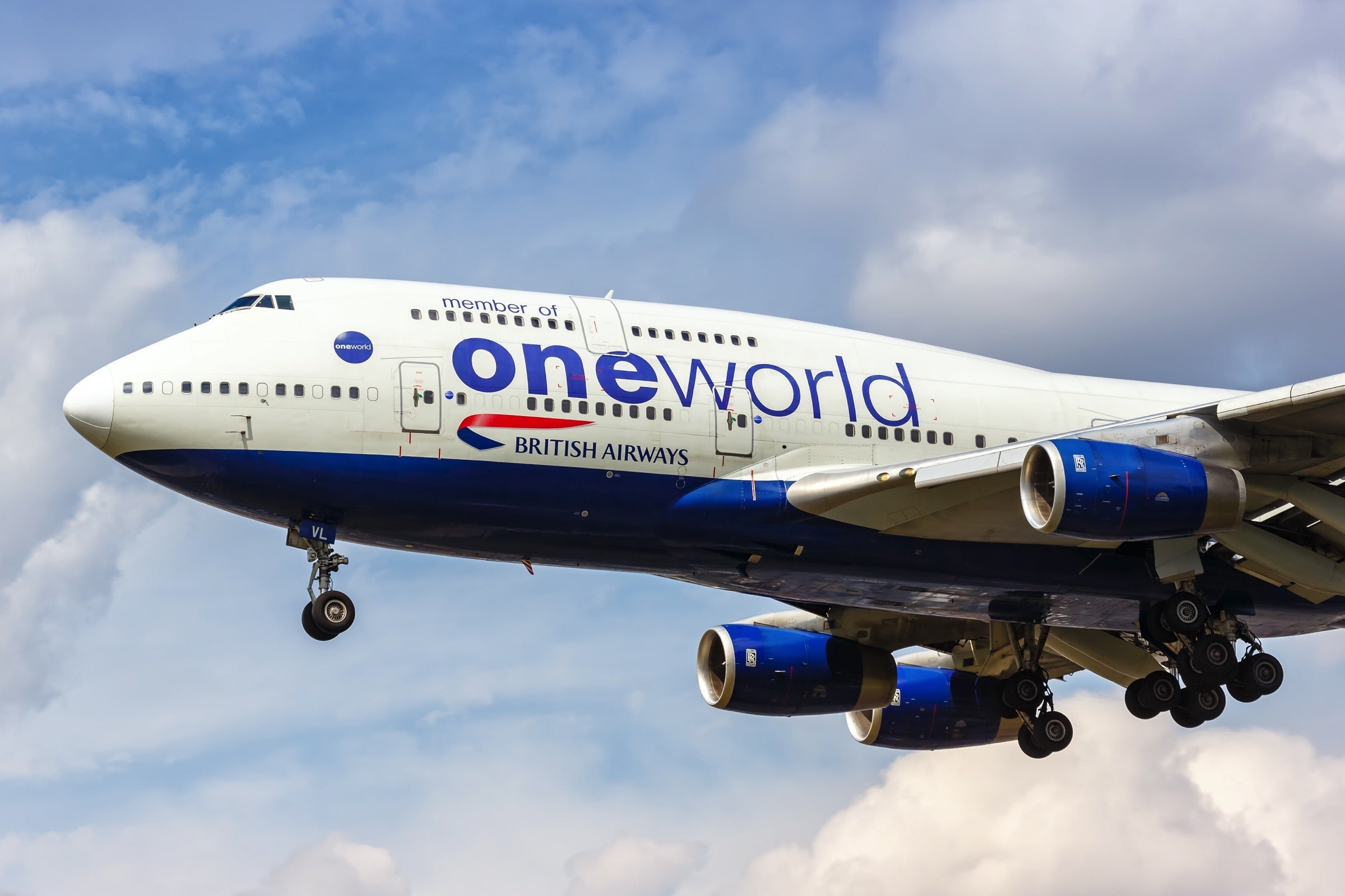 British Airways 747-400 in Oneworld livery