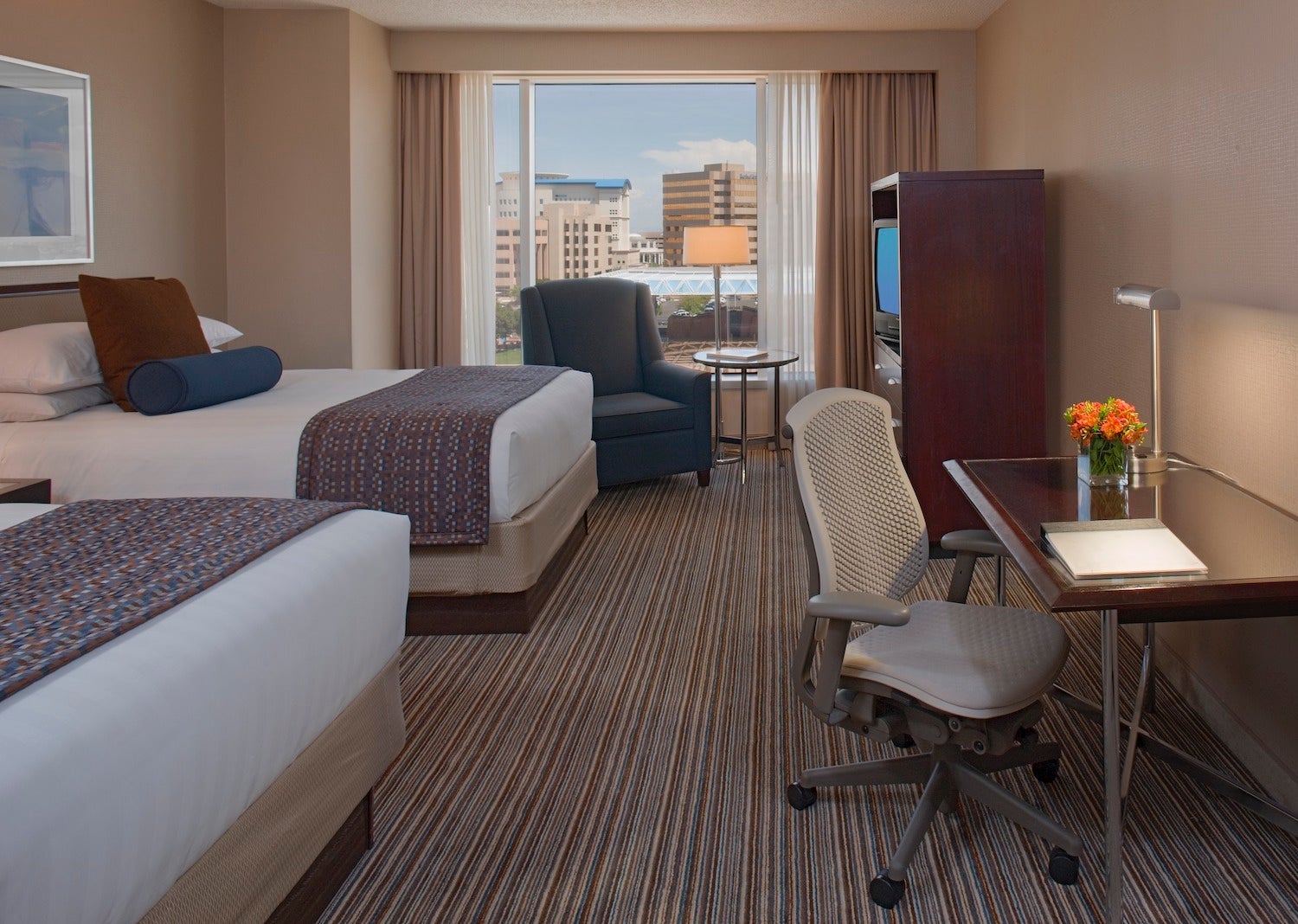 Double Guestroom at the Hyatt Regency Albuquerque