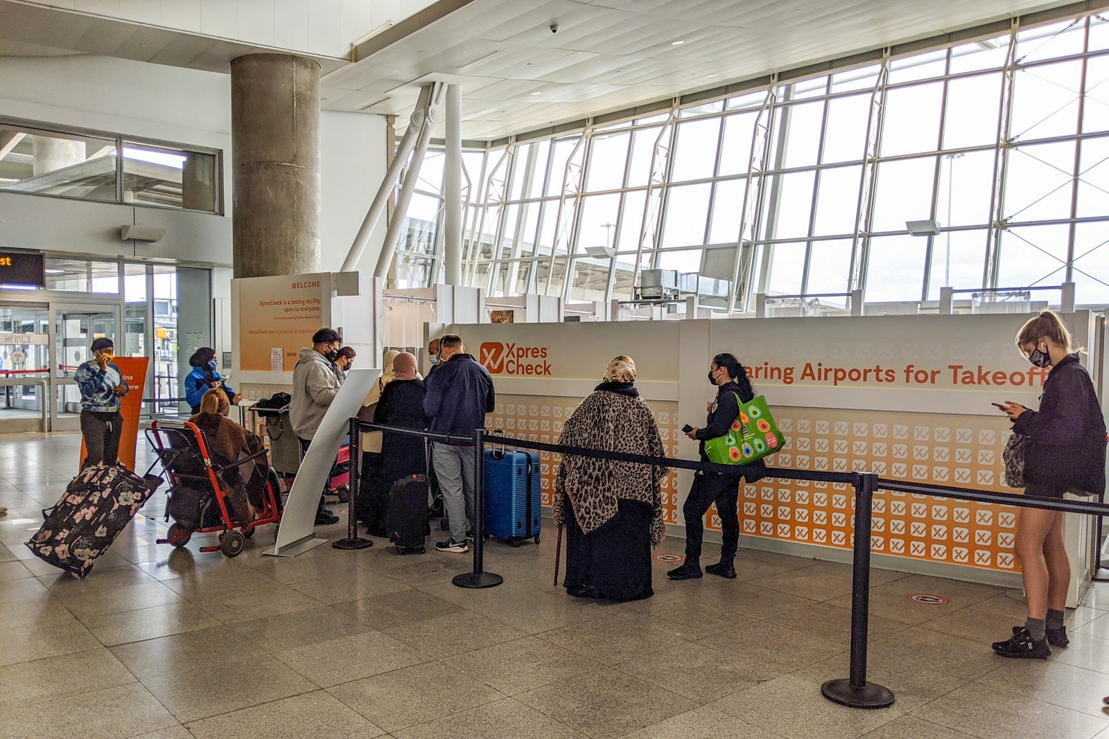 JFK T4 XpresCheck