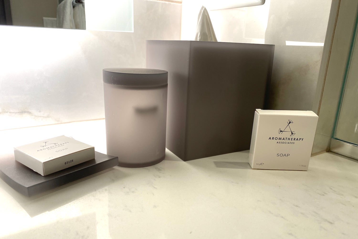 JW Anaheim bath amenities