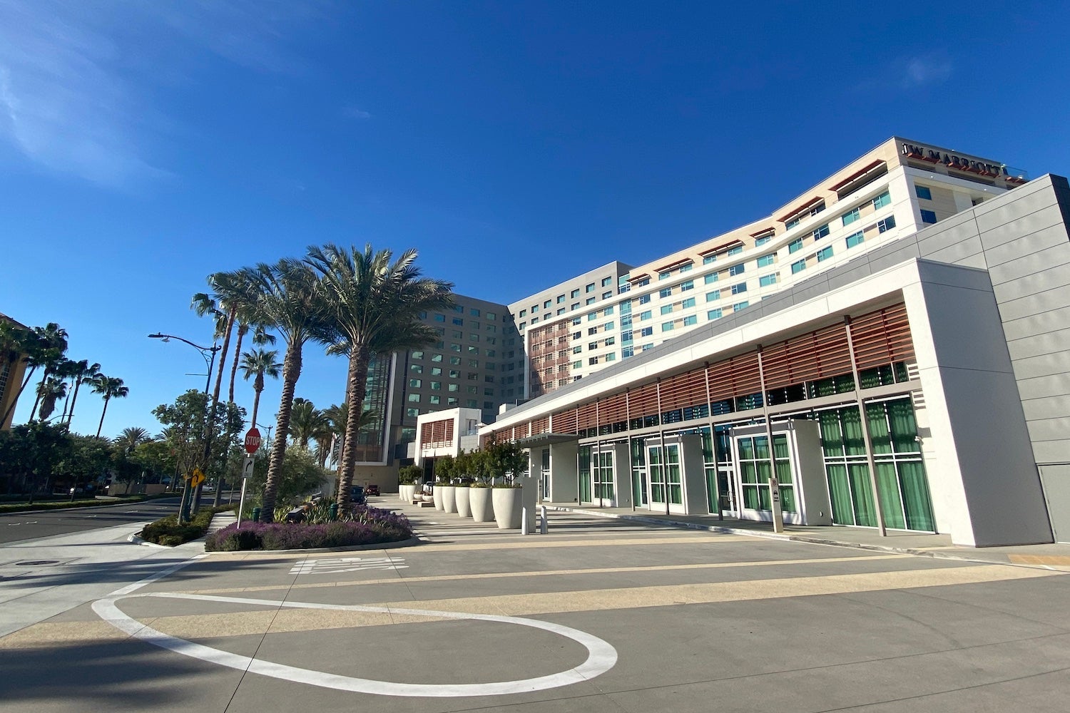 JW Marriott Anaheim Resort exterior