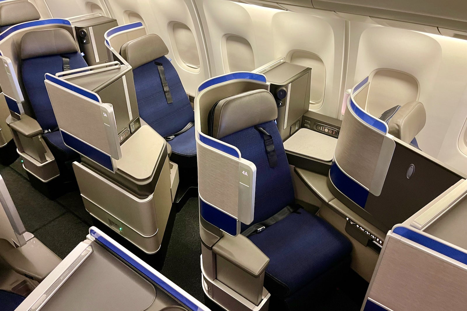 Fly United Polaris using Ultimate Rewards points