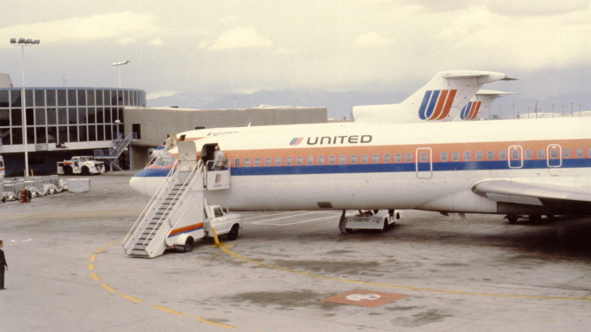 United Airlines 1970s retro