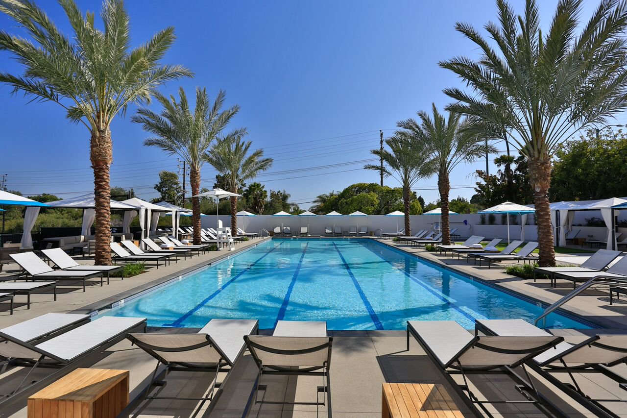 Griffinn Club Los Angeles Pool
