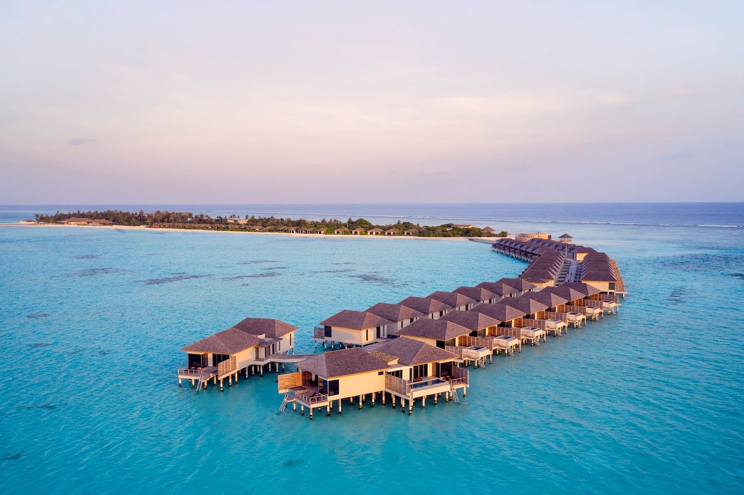Le Meridien Maldives overwater villas