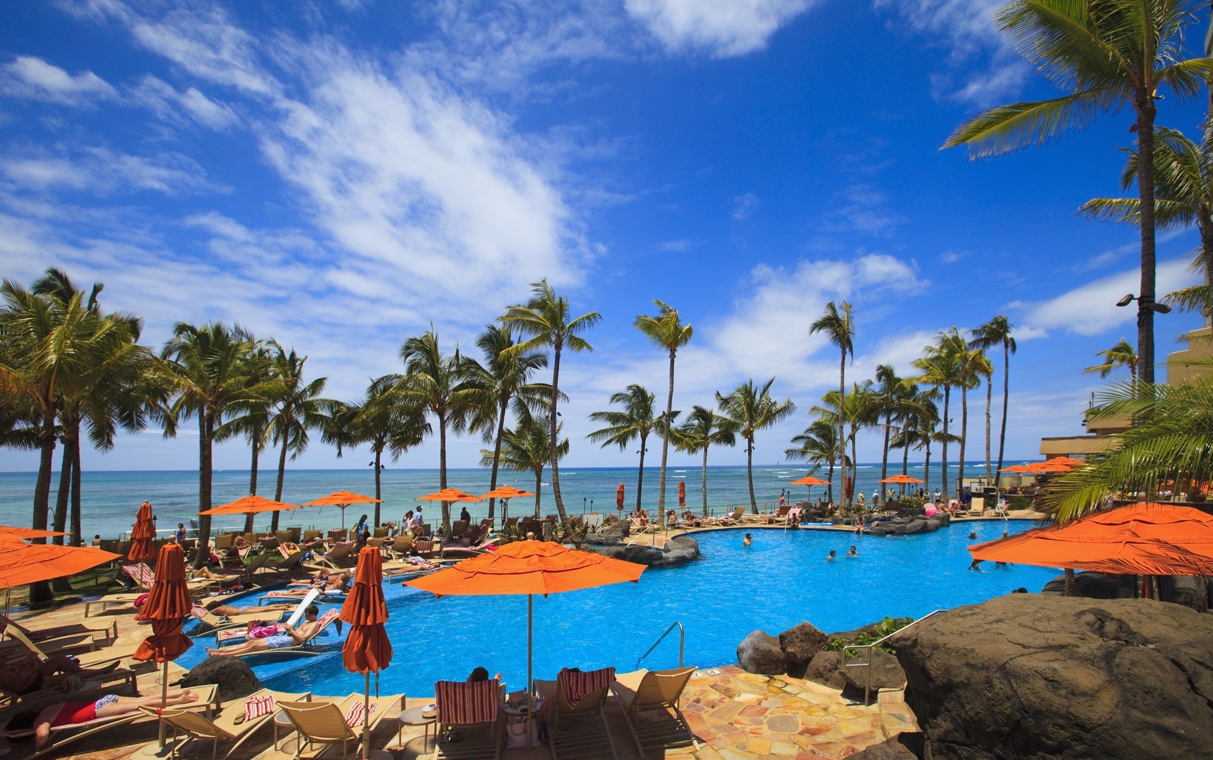 The swimming pool at the Sheraton Waikiki