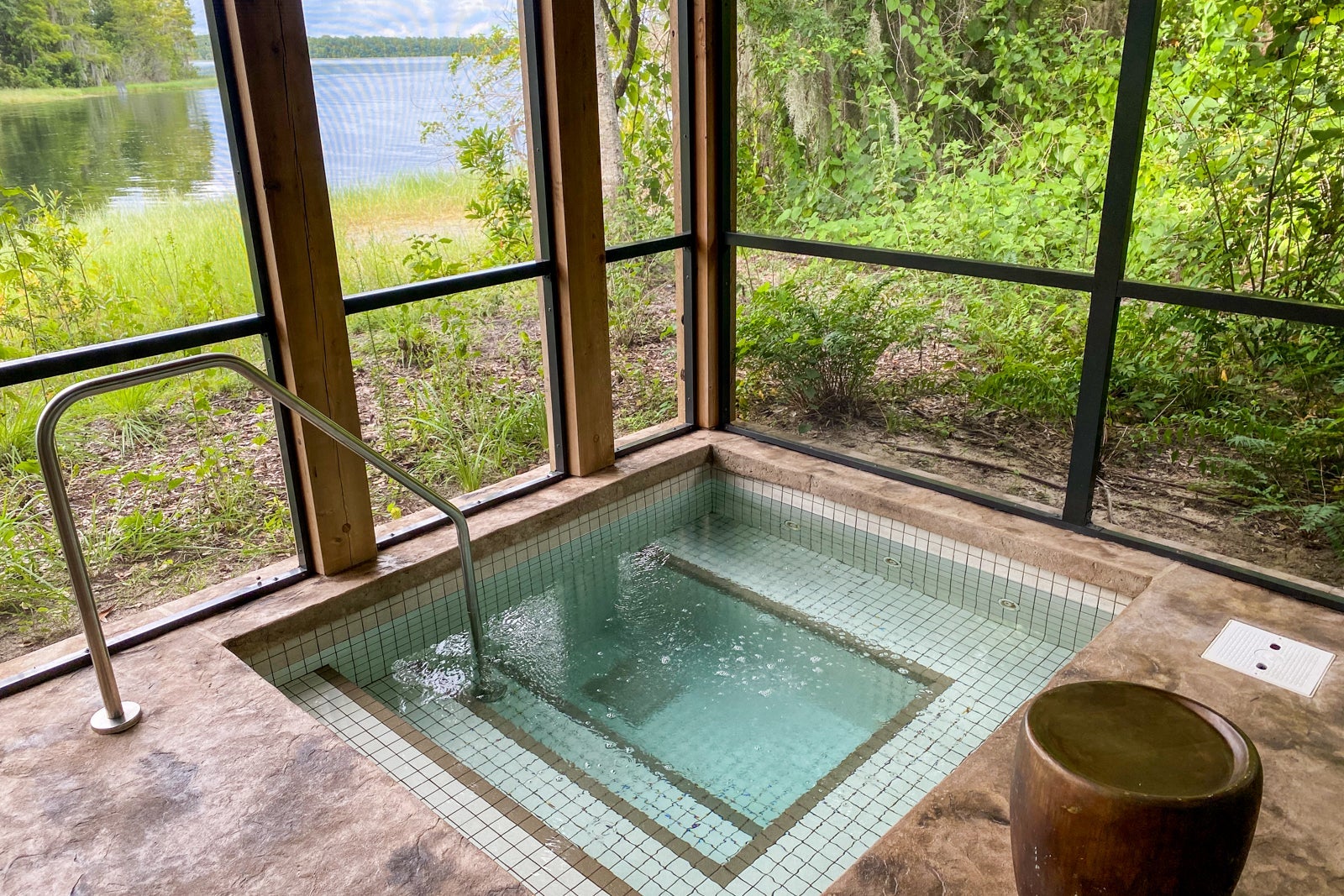 hot tub