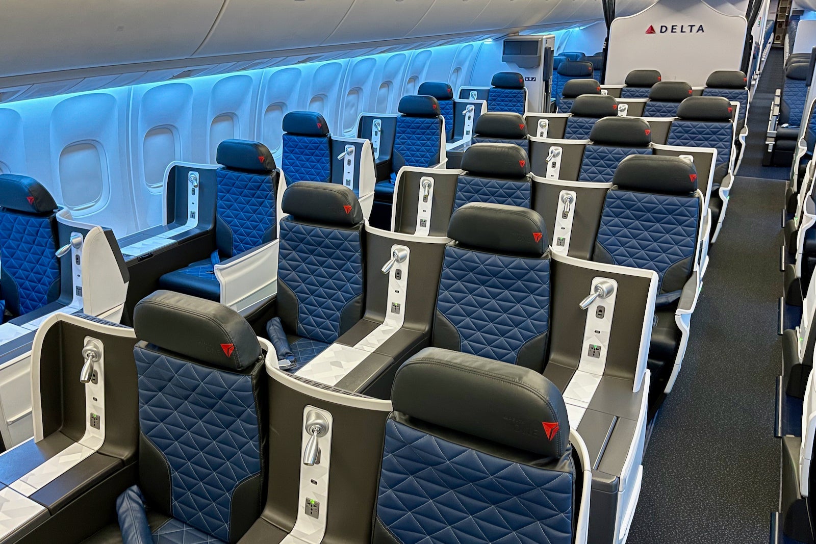 Delta One on a refurbished Boeing 767-300ER