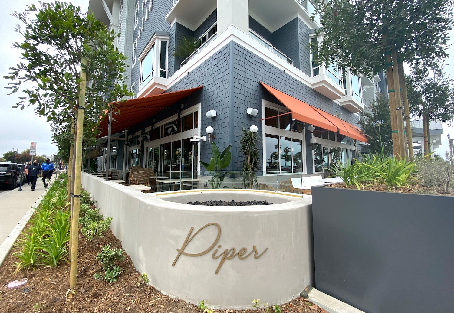 Exterior Piper restaurant at Seabird