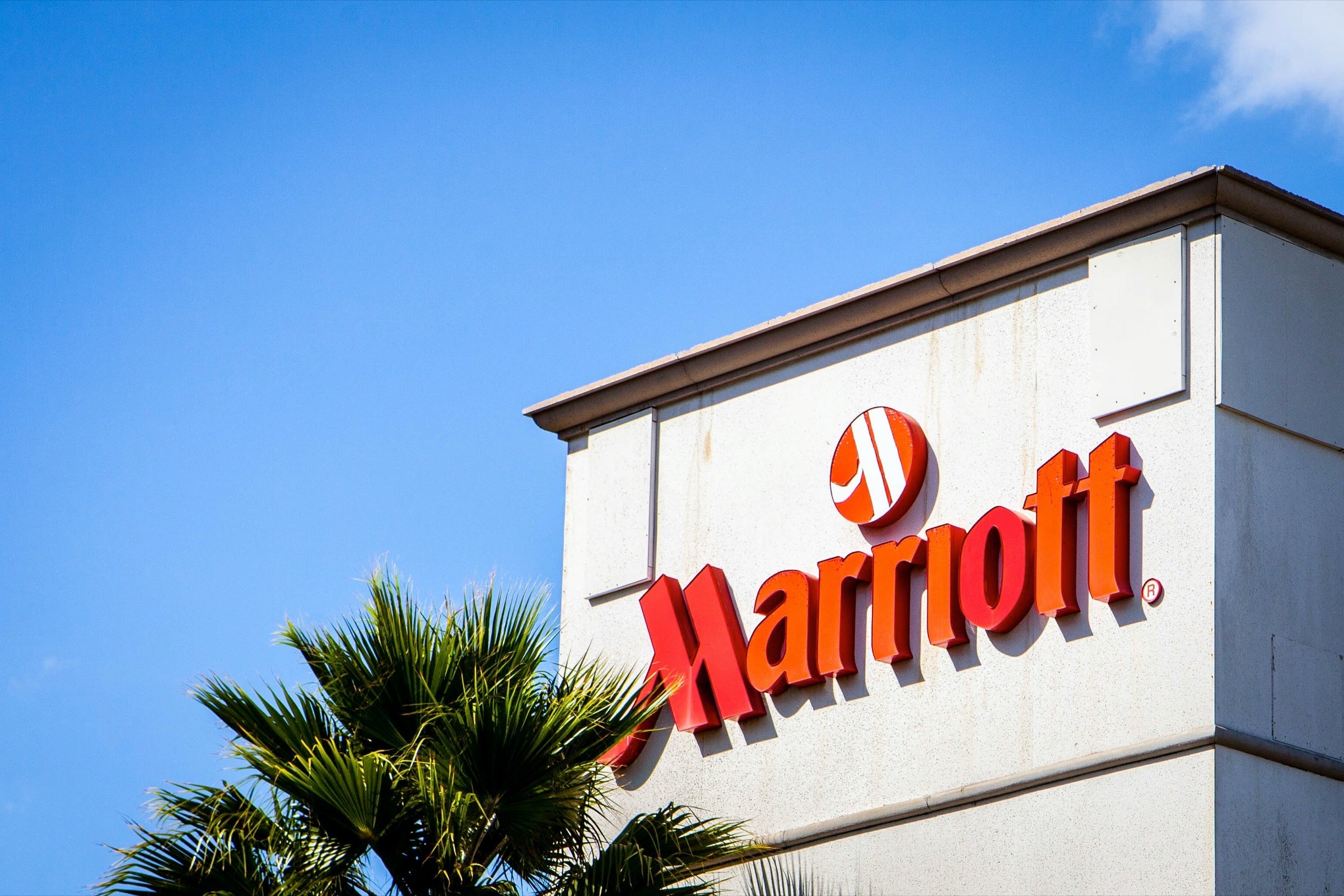 Marriott sign
