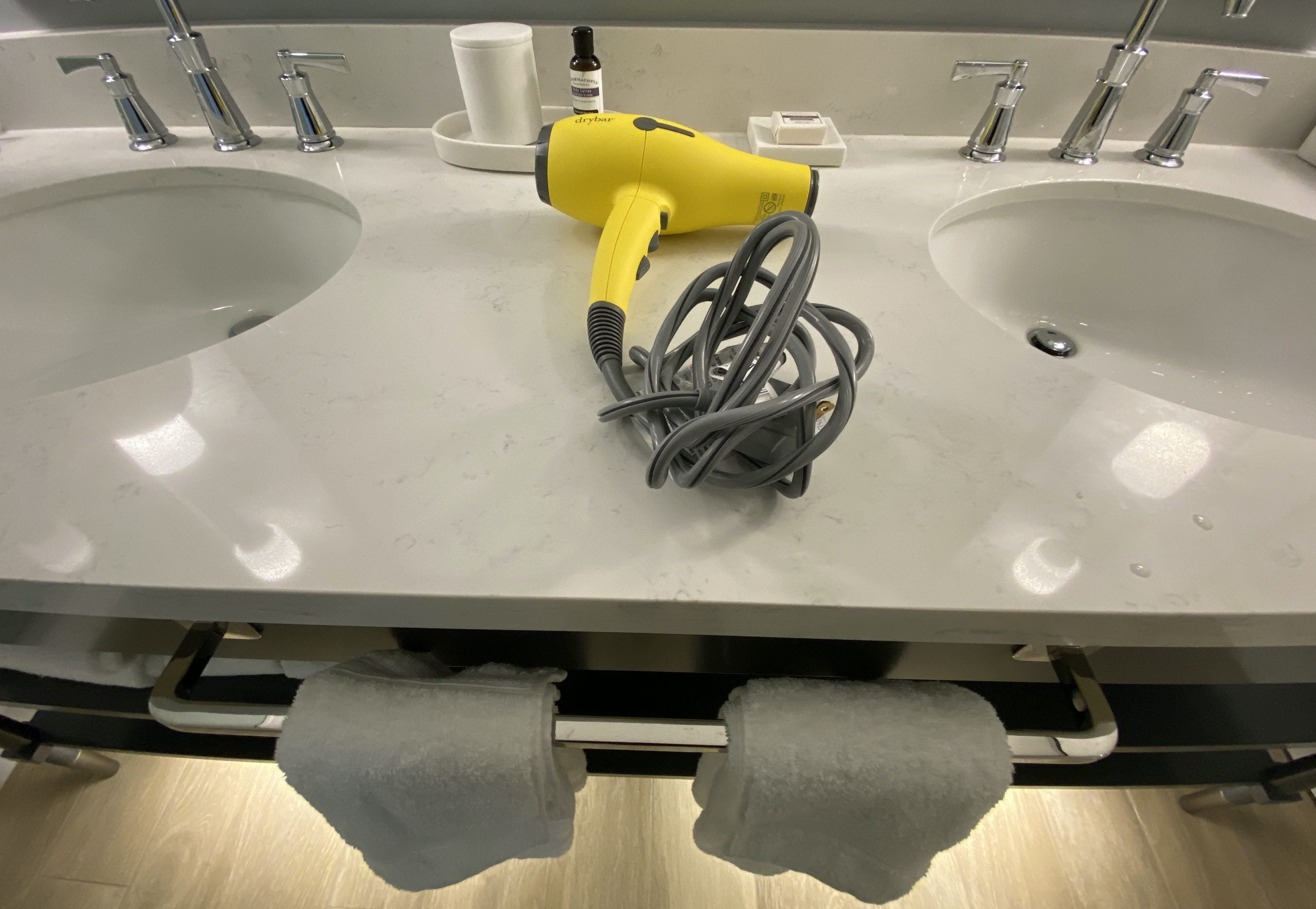 Seabird Resort hairdryer