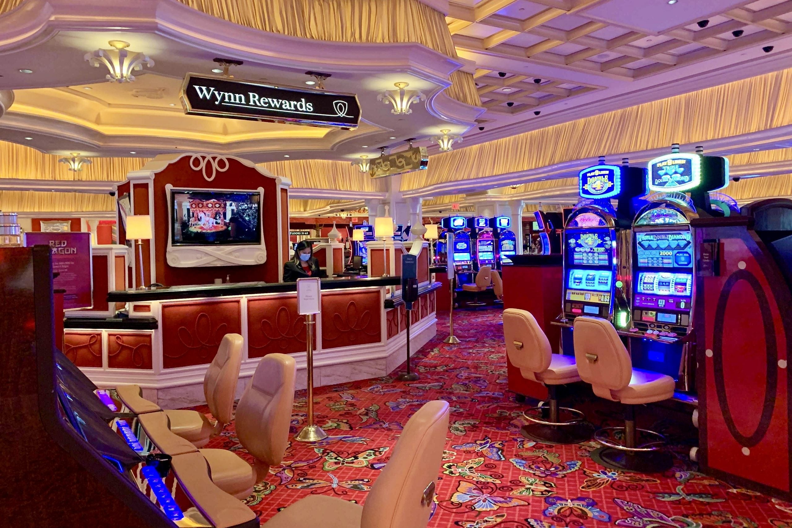 Wynn Rewards desk