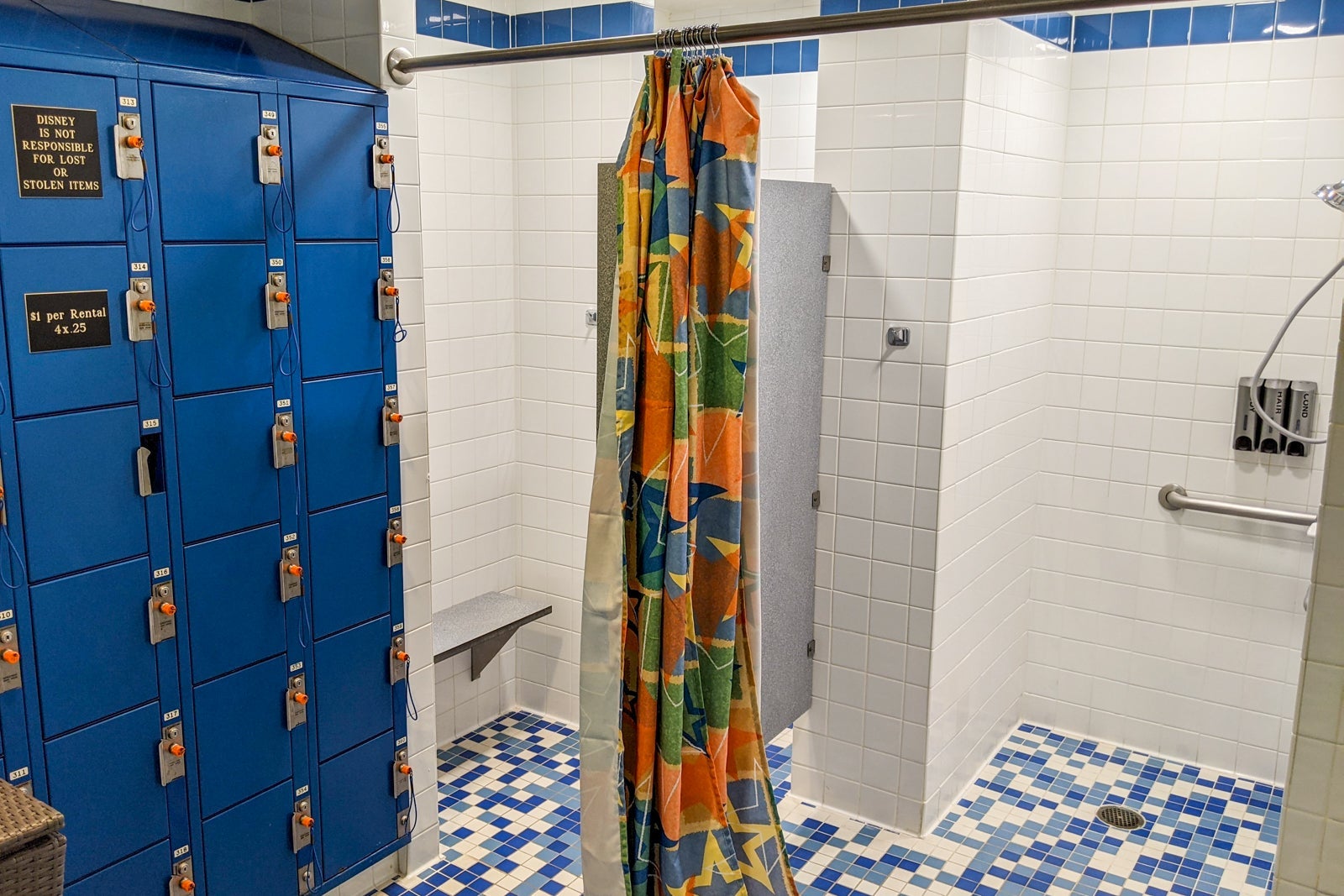 I could have showered after checking out in these resort showers near the pool.