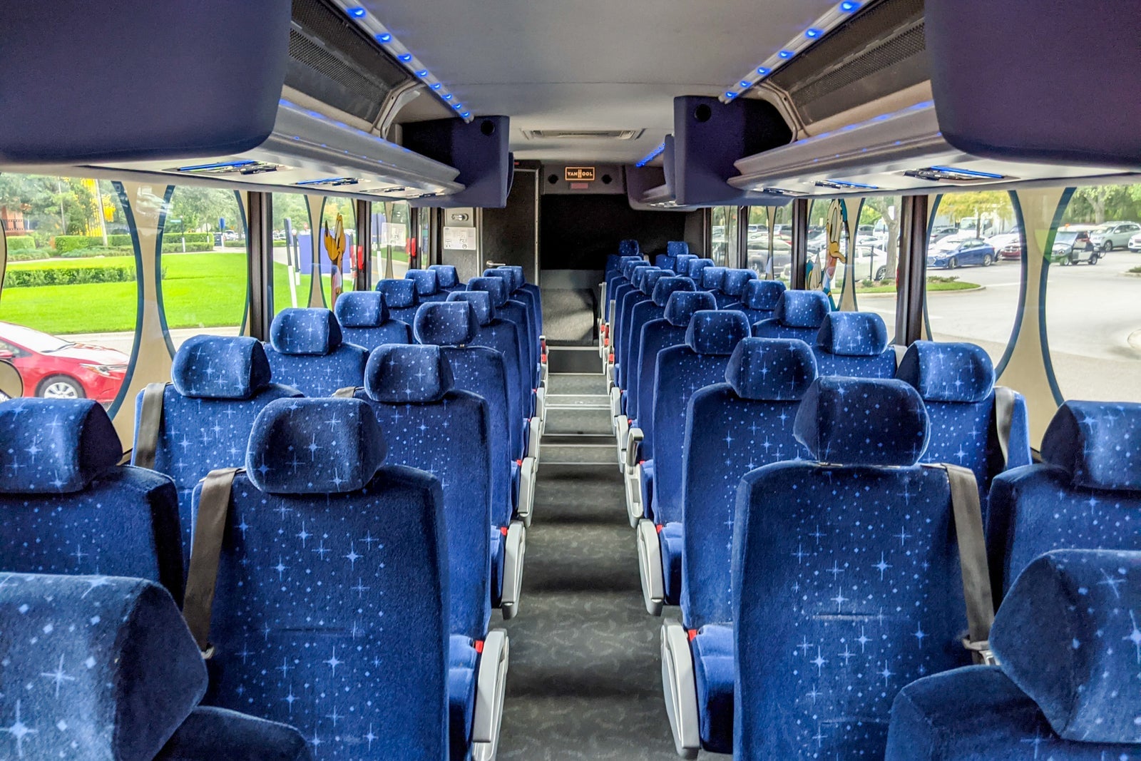 Disney World's Magical Express bus