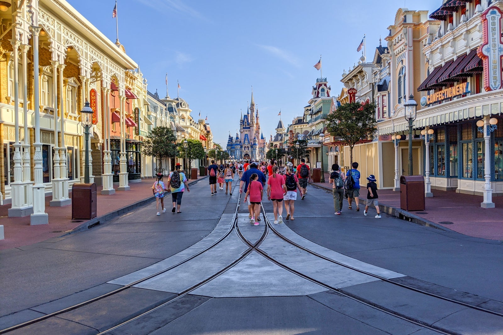 Arriving early to the Magic Kingdom