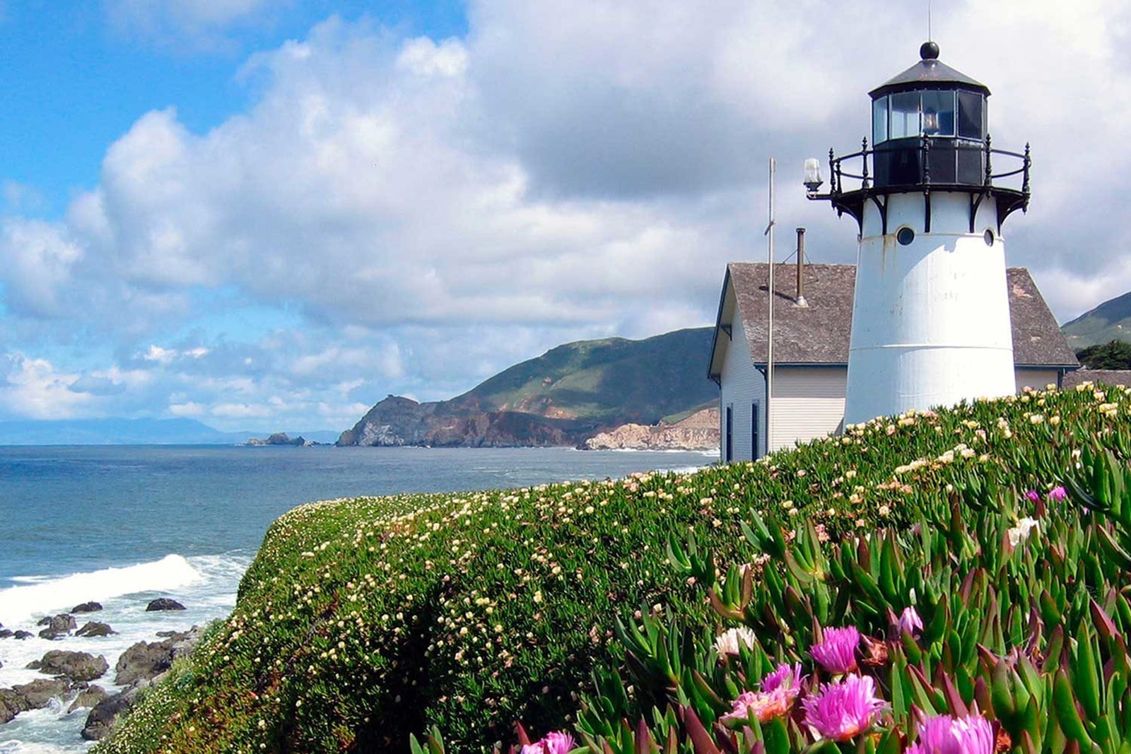 HI Point Montana Lighthouse Hostel