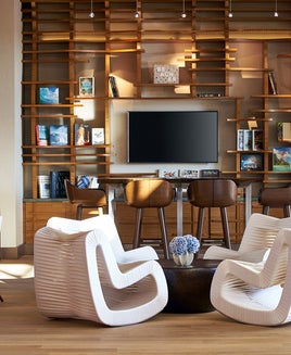 Paséa Hotel & Spa lobby seating