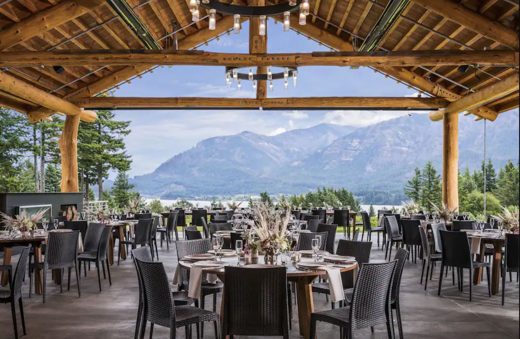 Skamania Mountain Lodge great room with view of the mountain.