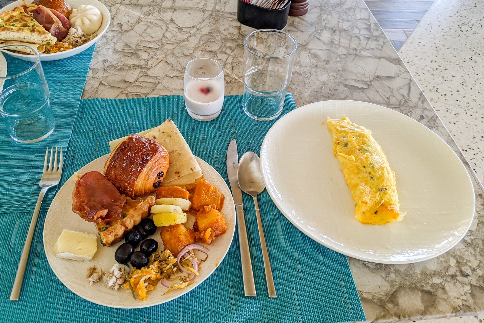 Breakfast at Le Meridien Maldives