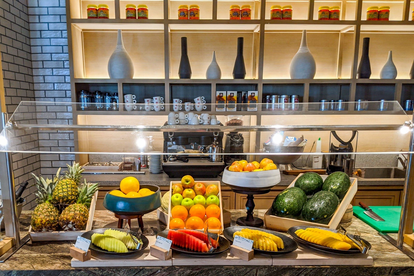 Breakfast at Le Meridien Maldives