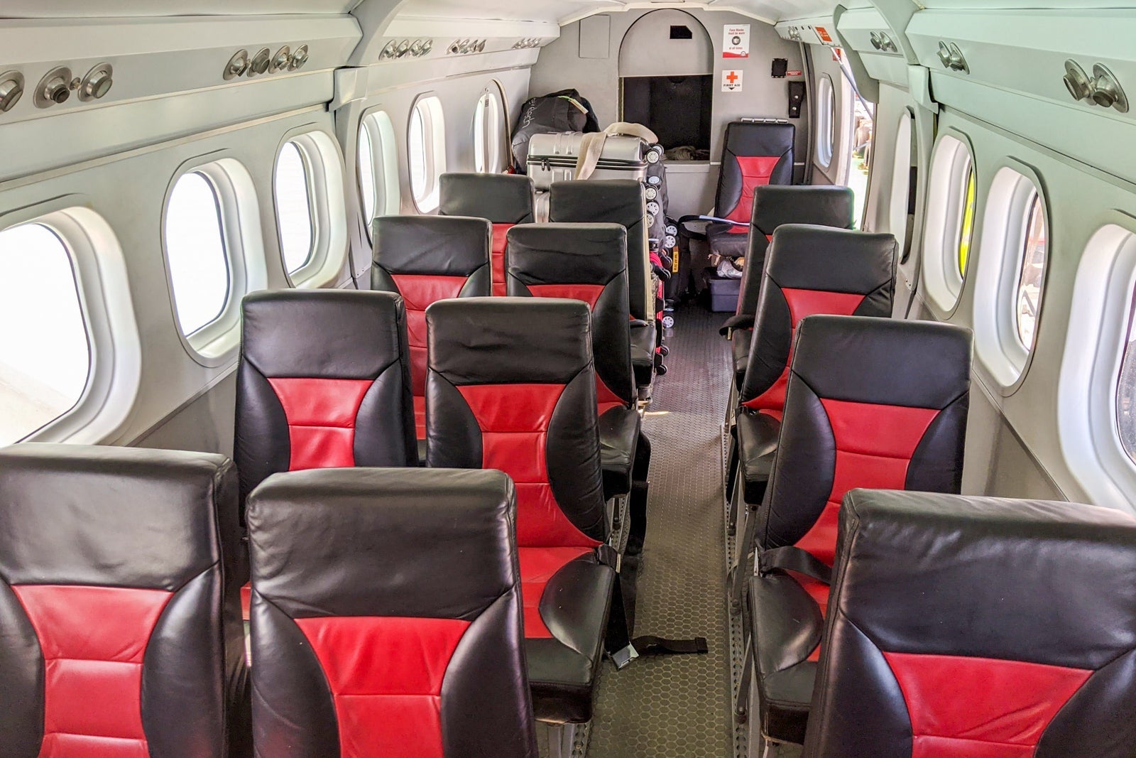 Trans Maldivian Airways seaplane