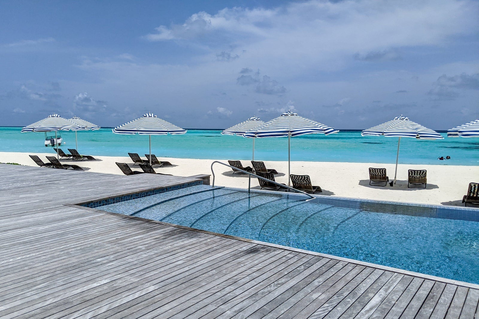 Pool at Le Meridien Maldives