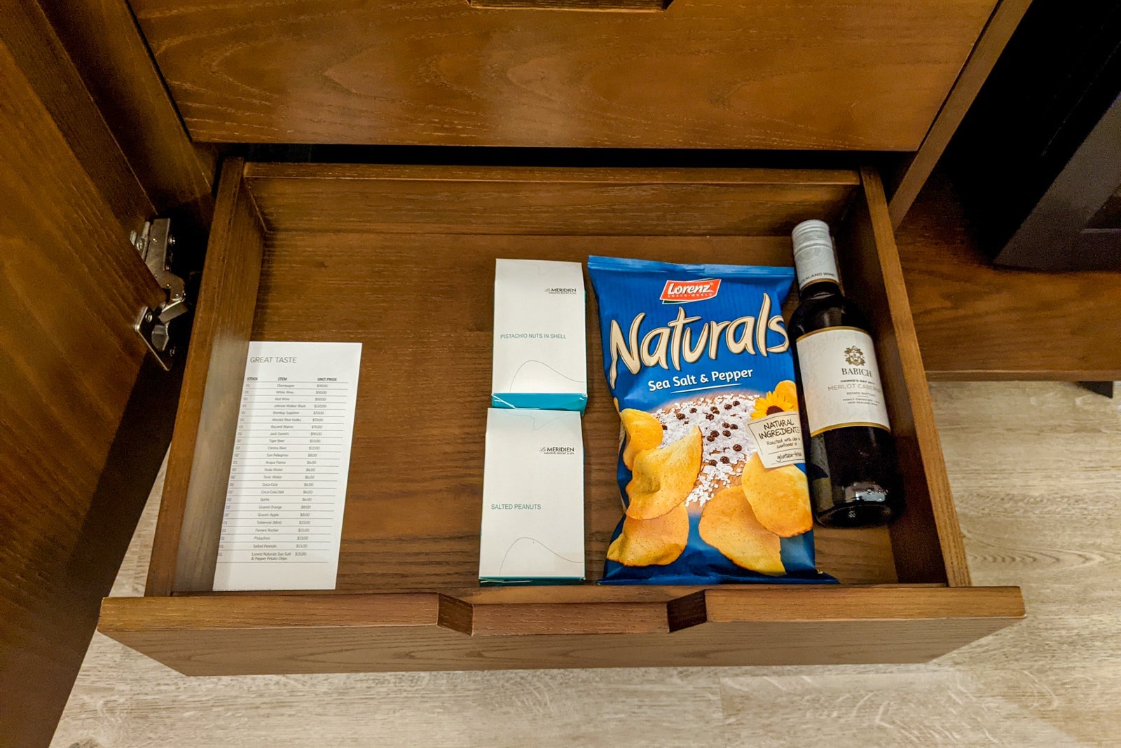 Mini bar at Le Meridien Maldives