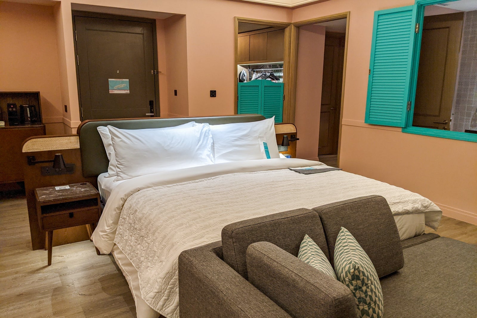 Sunrise overwater villa at Le Meridien Maldives