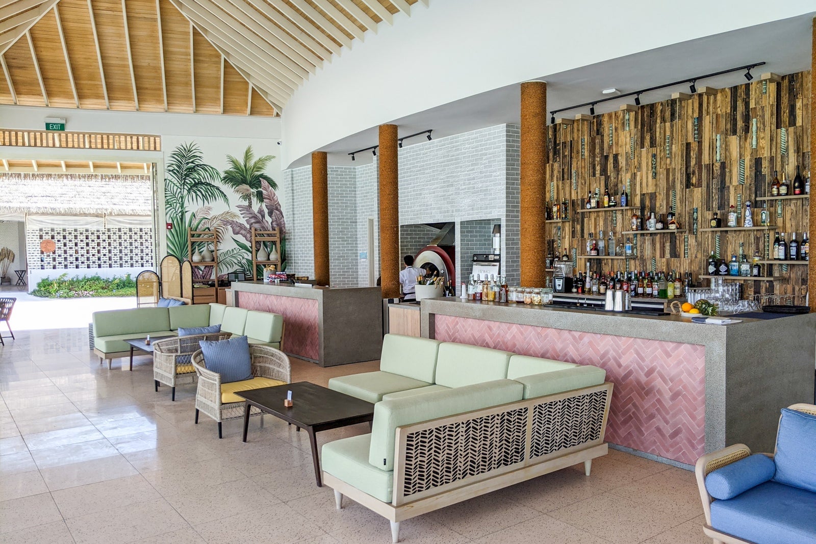 Velaa restaurant at Le Meridien Maldives