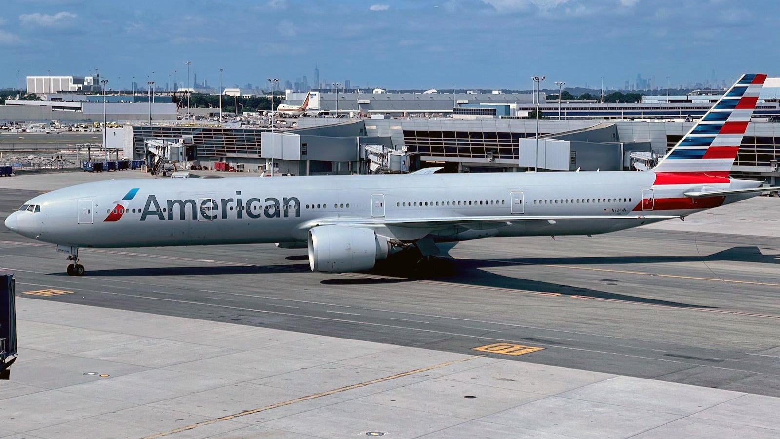American Airlines Boeing 777-300ER