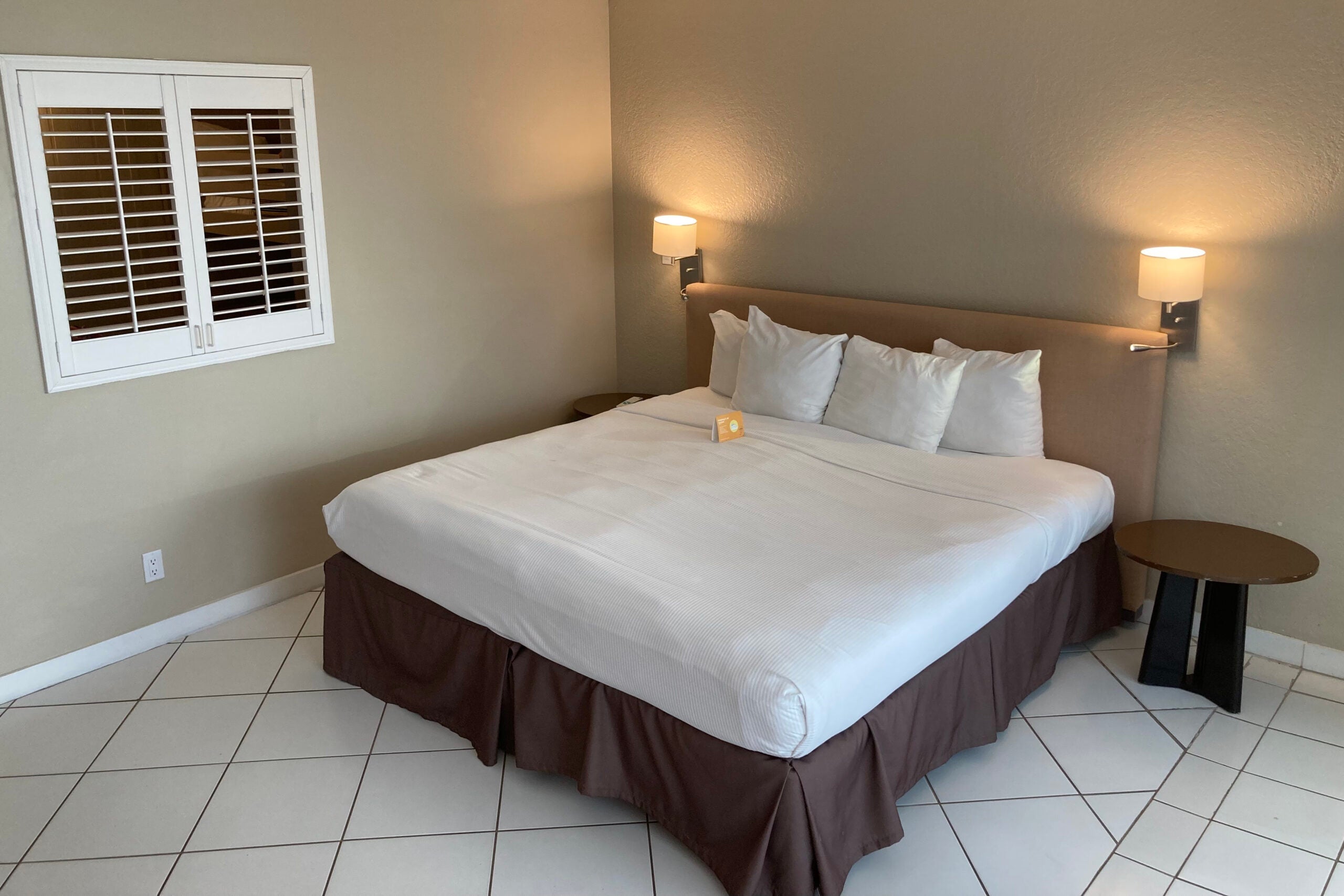 The bedroom of a family superior room at Club Med Sandpiper Bay in Florida