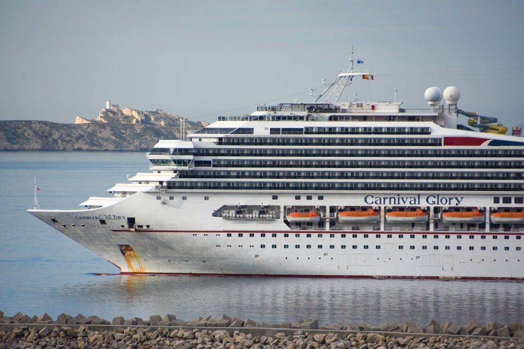 Is smoking allowed on cruise ships? A line-by-line guide - The Points Guy