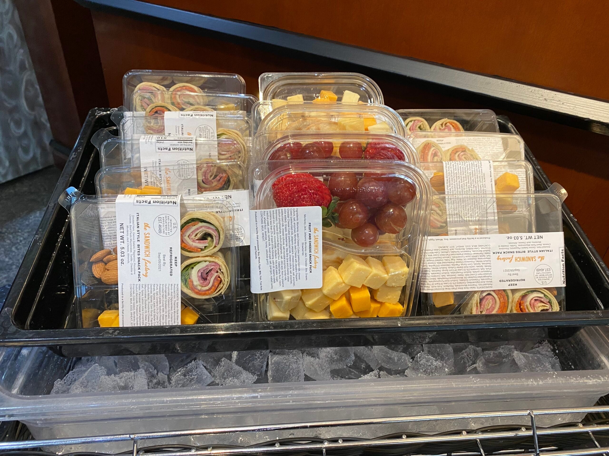 United Club snacks
