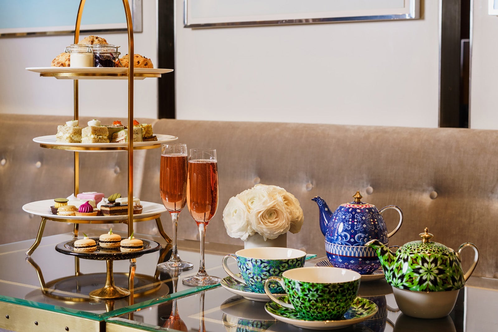 Four Seasons One Dalton Street, Boston - Trifecta afternoon tea