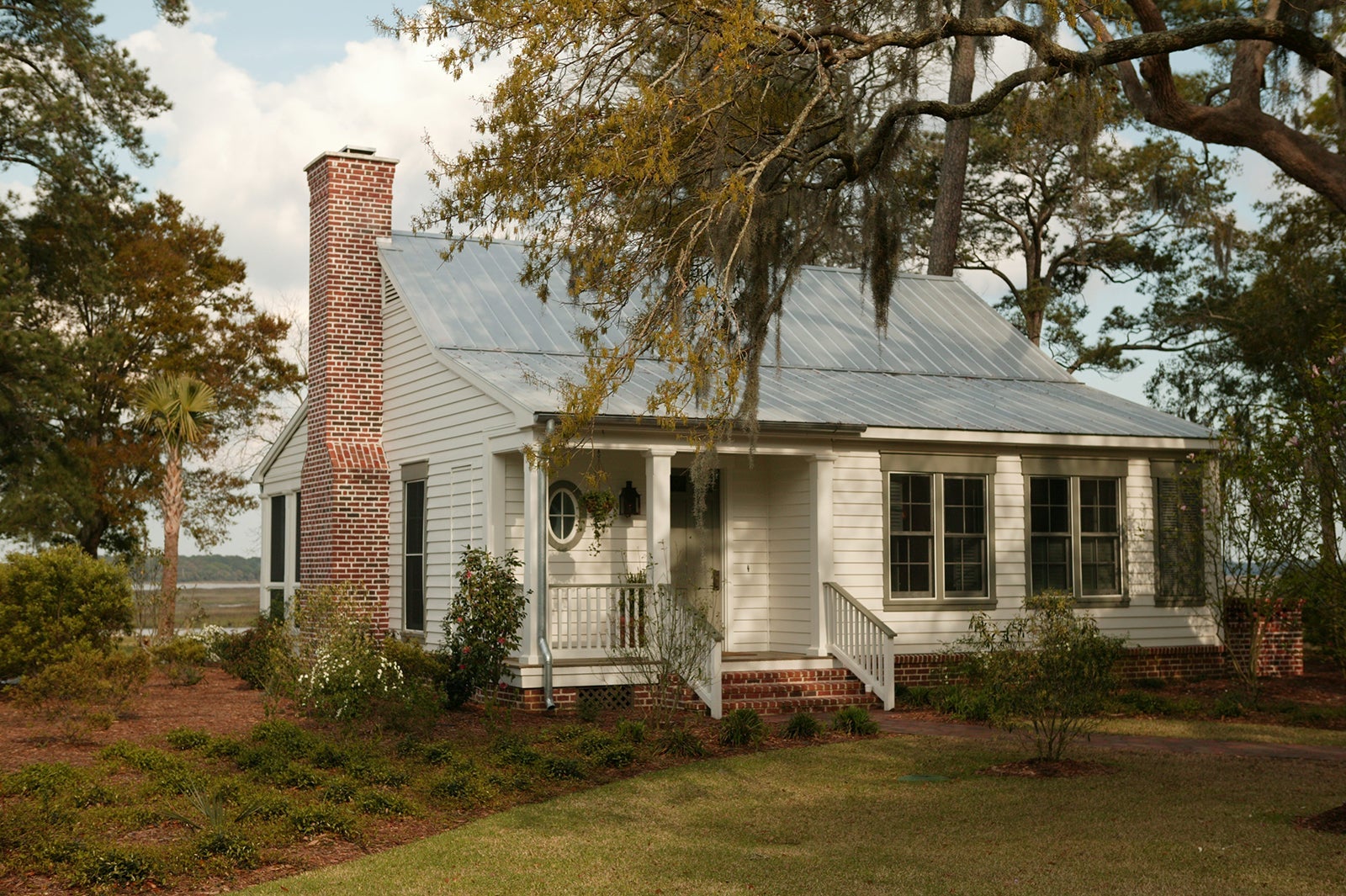 Cottage exterior at Montage Palmetto Bluf