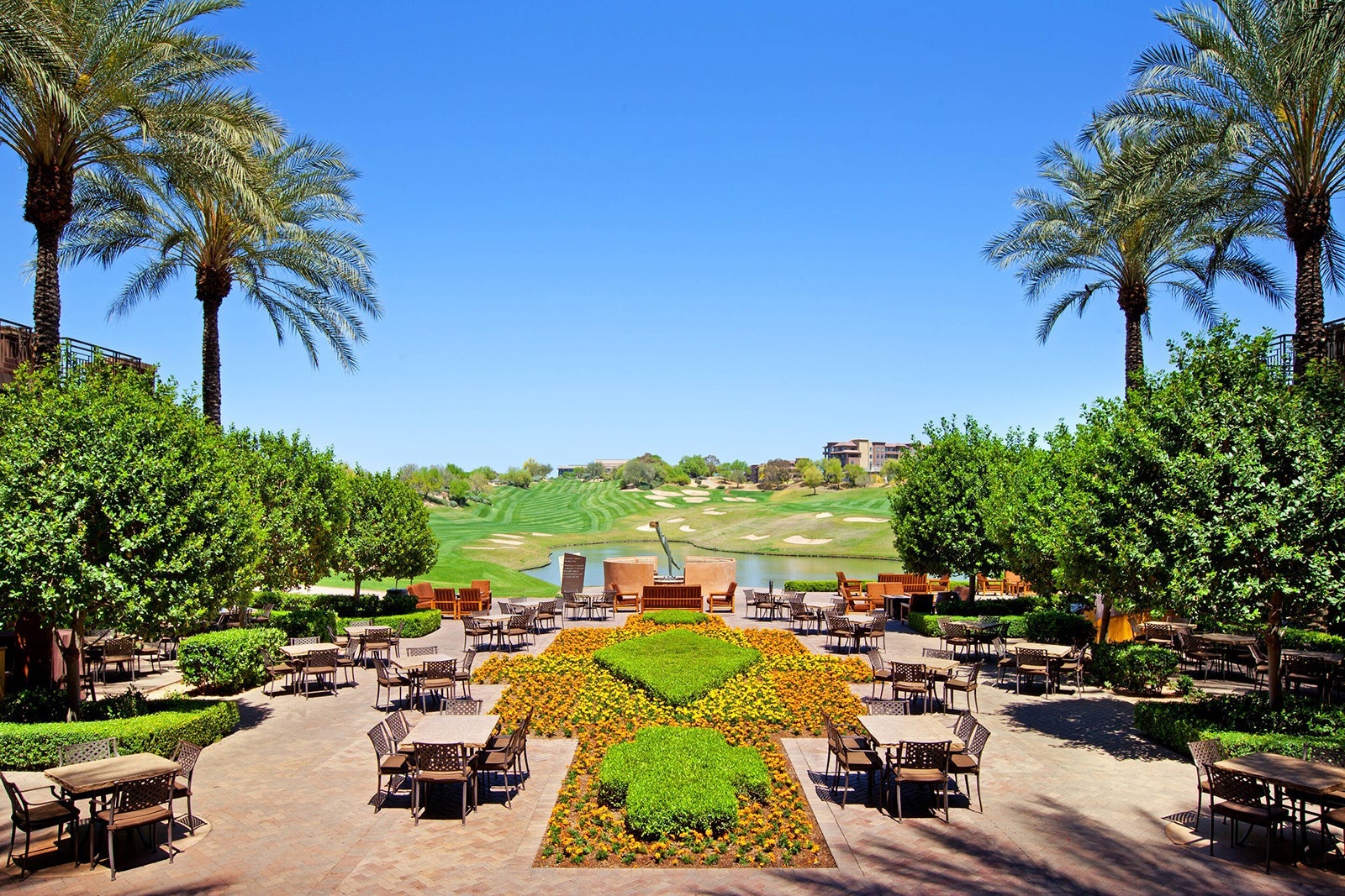 Dining courtyard at The Westin Kierland