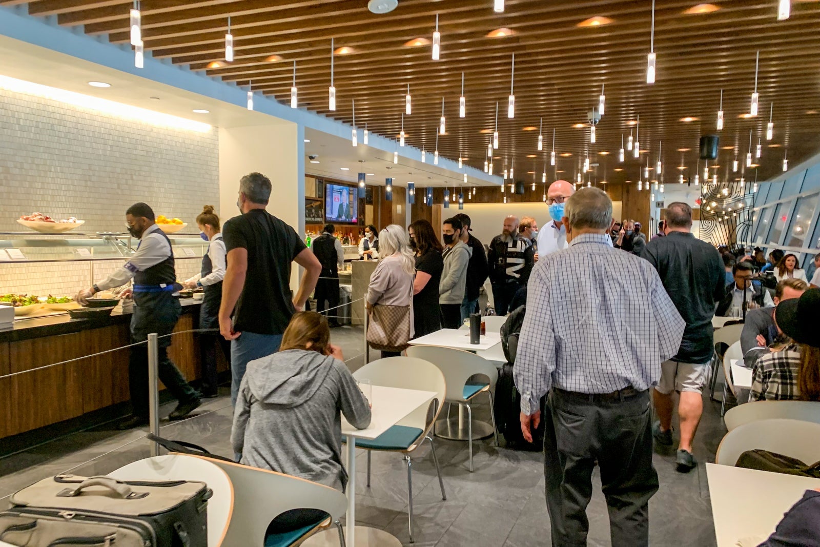 Dallas Amex Centurion Lounge long lines. (Photo by Clint Henderson/The Points Guy)