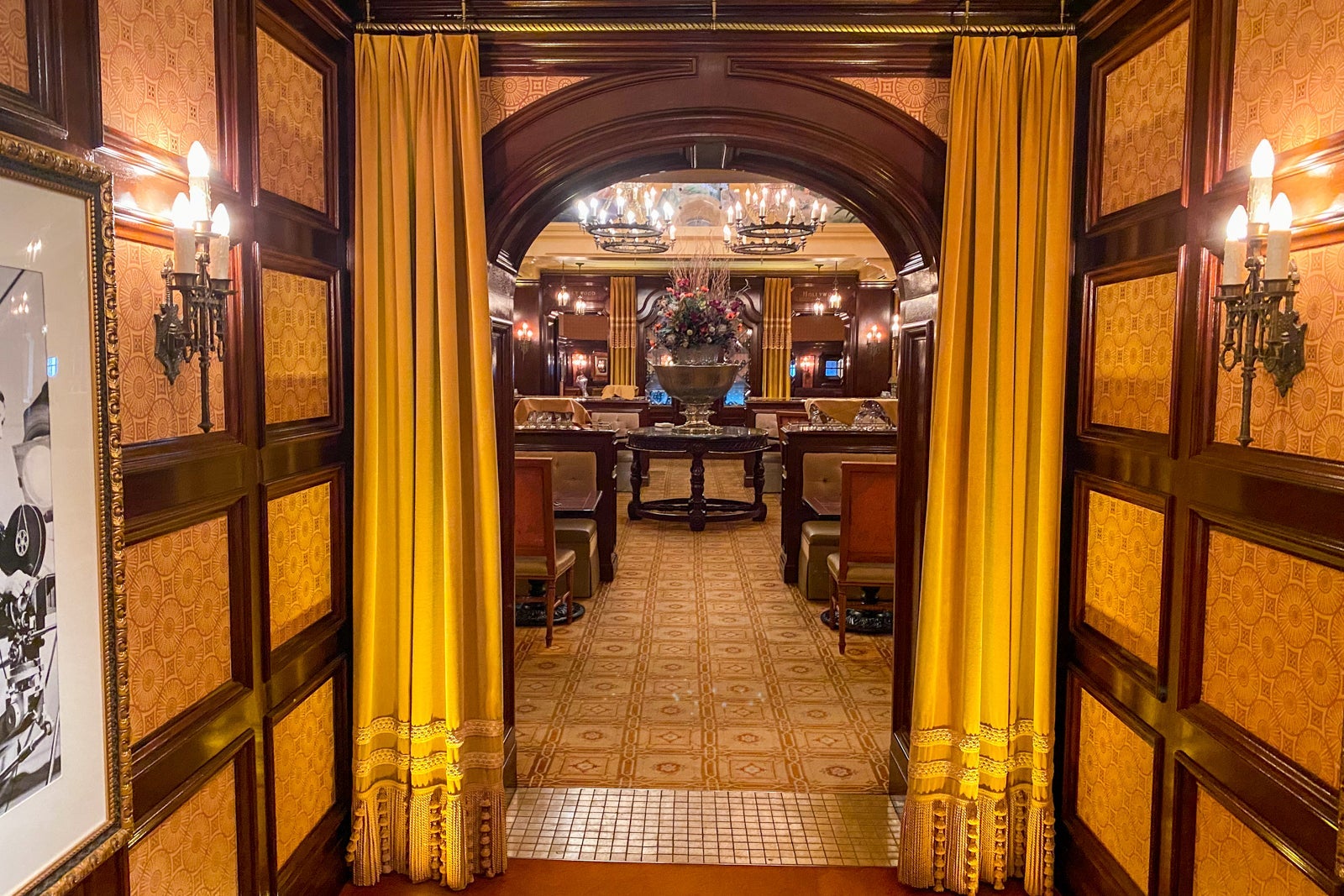 restaurant