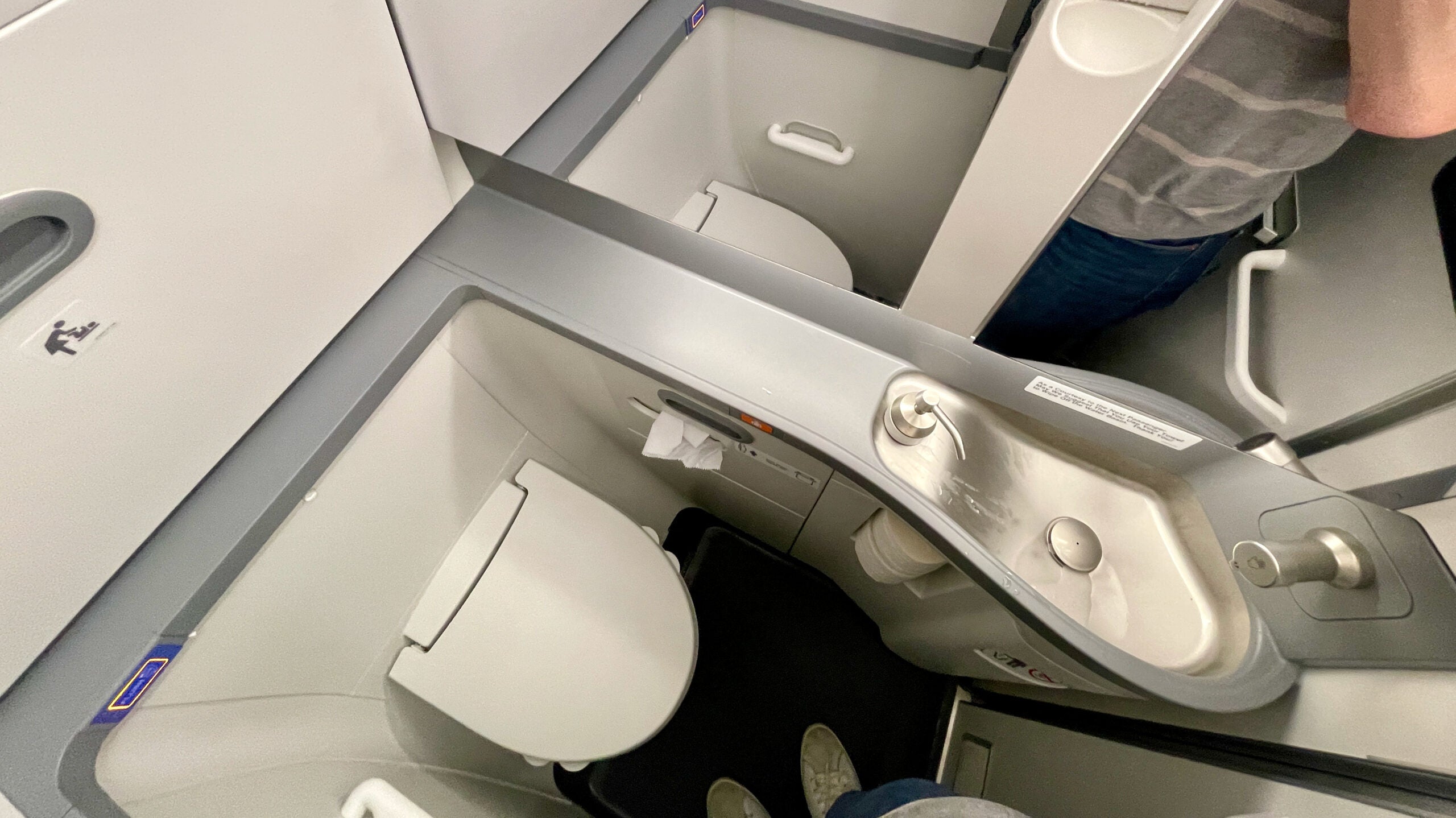 Flair Airlines Lavatory