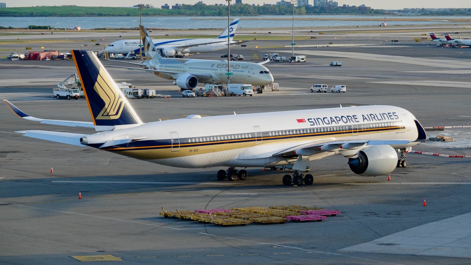 Singapore Airlines Airbus A350
