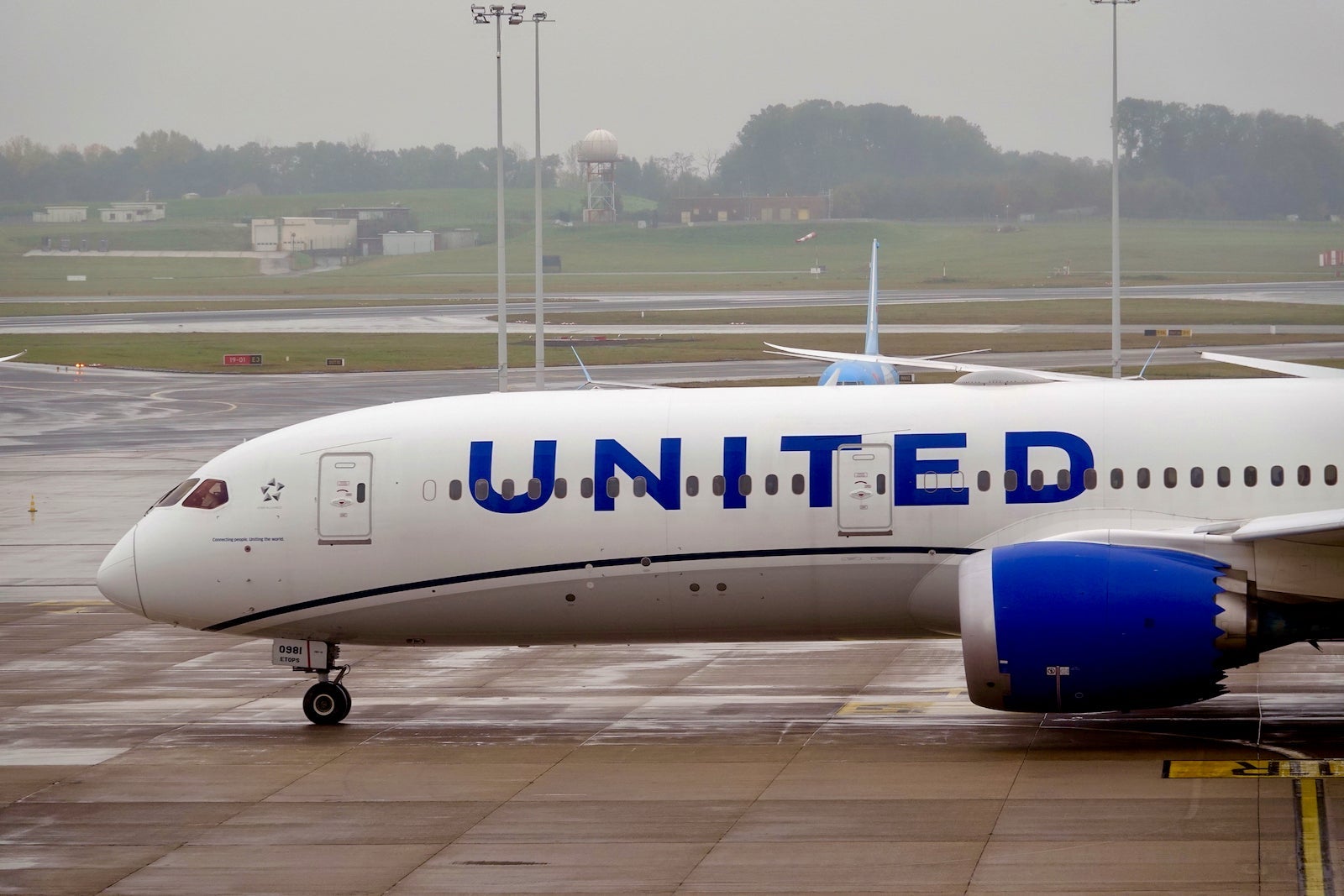 United Airlines 787 Dreamliner aircraft on the tarmac