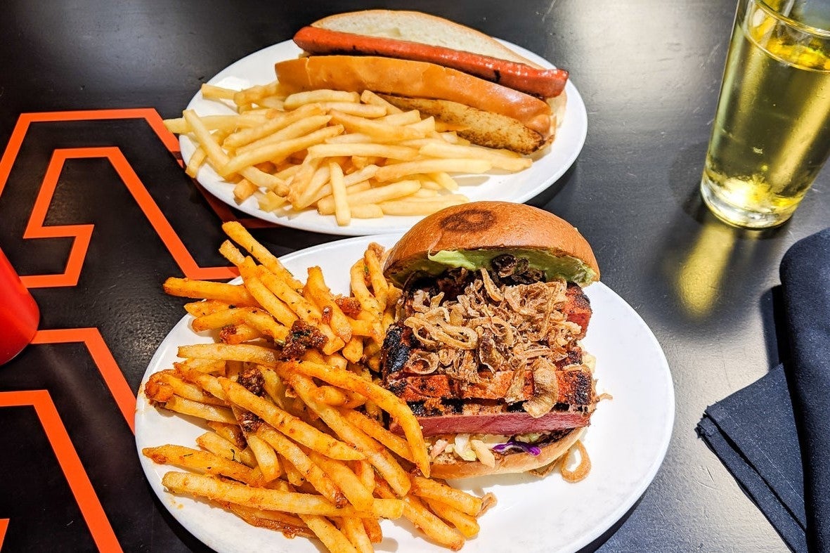 SFO Priority Pass restaurant