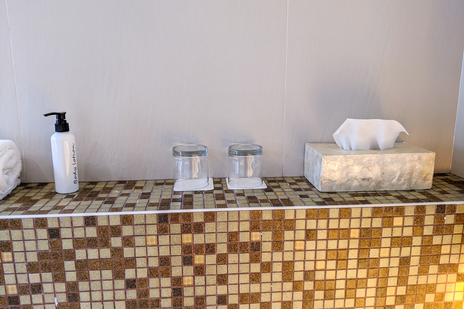 Ocean view villa with beach access at Holiday Inn Resort Kandooma Maldives